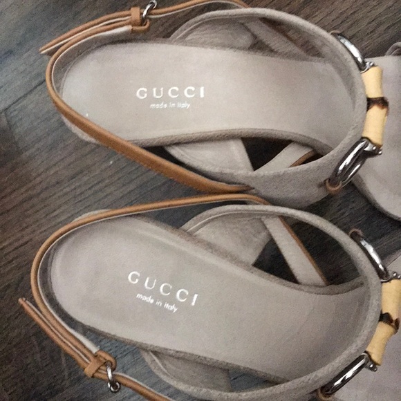 Authentic Gucci heels - Picture 2 of 6